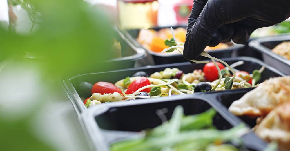 Skræddersyede termohætter fra Combitherm er en god investering for Madservice Vejen